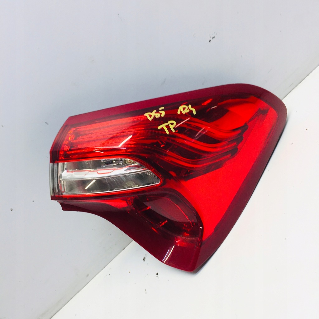фото №1, Правая лампа задняя led citroen ds5 #124