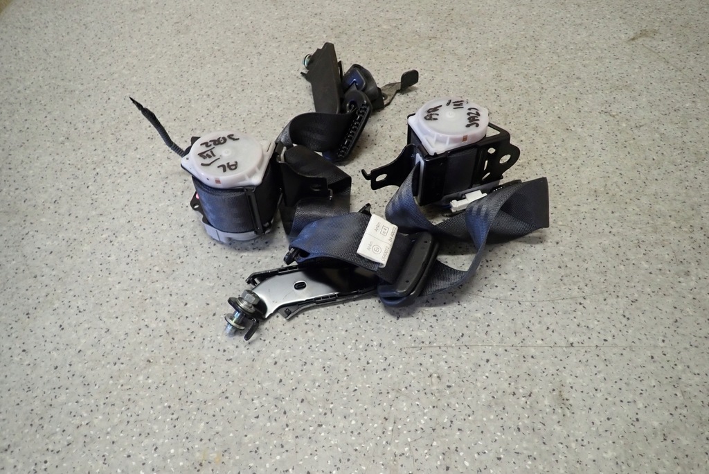 фото №1, Honda jazz iii 08-14 pas безопасности задний