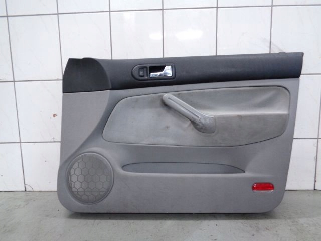 фото №1, Vw bora 99r. оббивка двері правий перед sedan