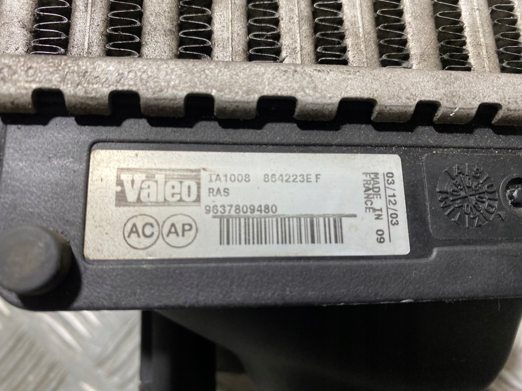 Peugeot 607 2.2hdi интеркулер радиатор воздуха 9637809480 датчик Цена