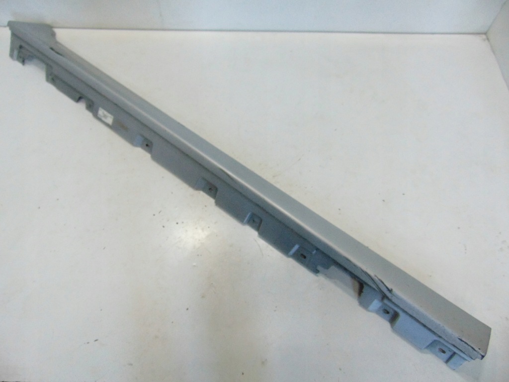 фото №1, Права молдинг поріг bmw f10 f11