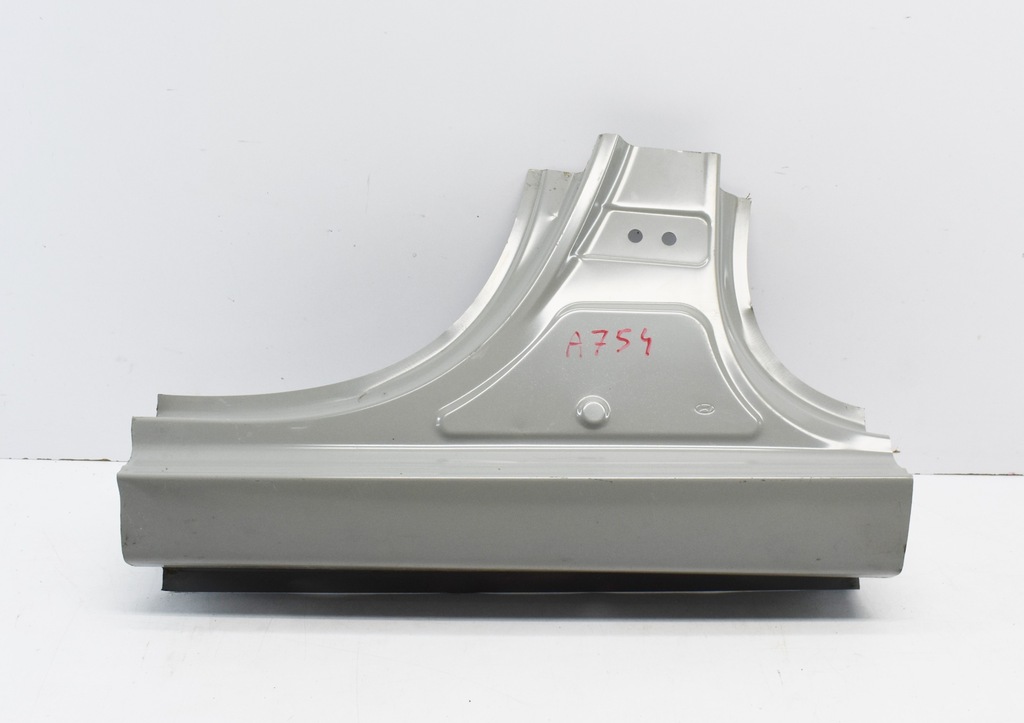 фото №1, Hyundai i20 iii лівий поріг обшивка блок двигуна 20+