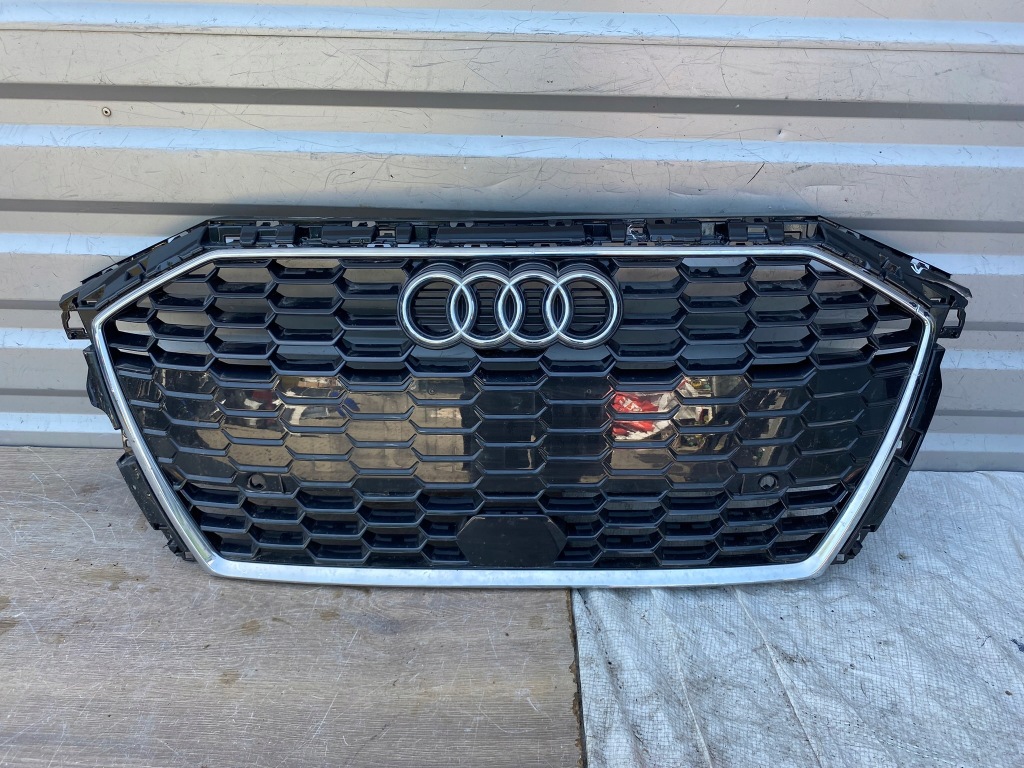 фото №1, Решётка радиатора решётка радиатора радиатора audi a3 8y0 8y0853651a