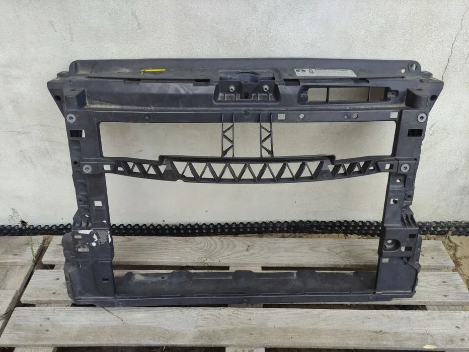 фото №1, Pas передний volkswagen polo 6r0