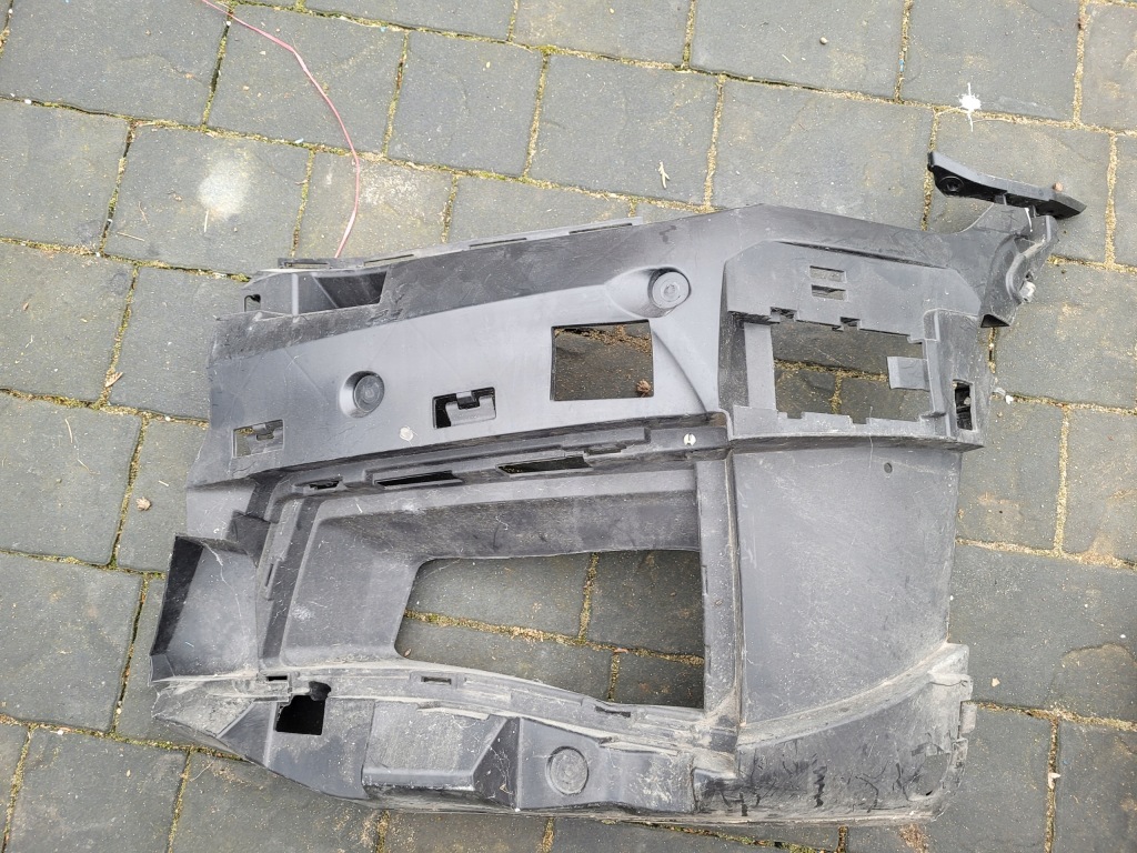 фото №1, Bmw 6 g32 левый направляющая бампера перед оригинал