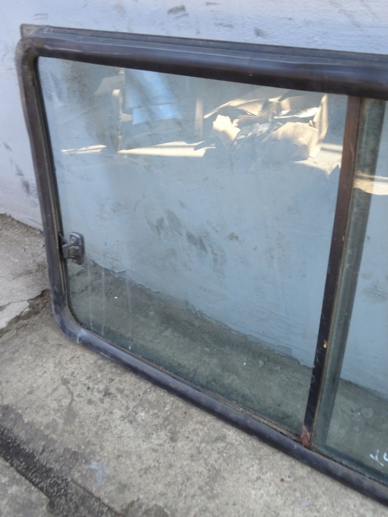 фото №10, Isuzu trooper скло кузовна правий задня 3d 84-91