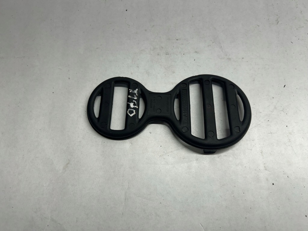 Mercedes-benz gl x166 мат до бардачка a1666830091 2014 Зі Шроту