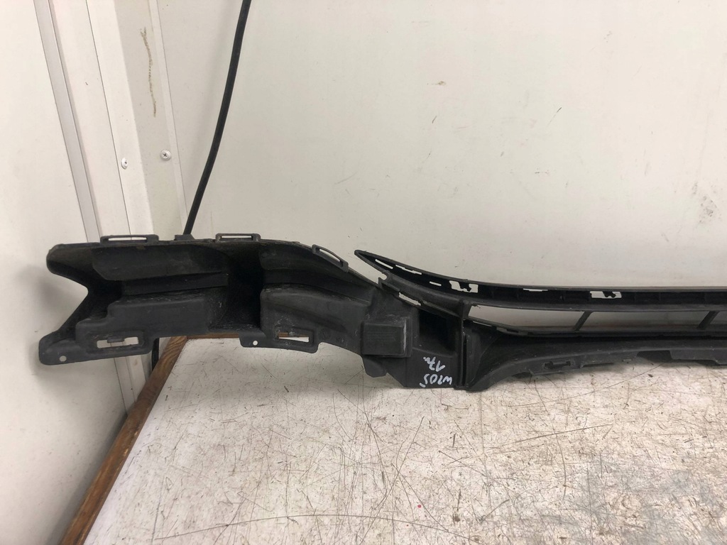 фото №6, Решётка средняя нижняя бампера перед mercedes w205 kombi a2058851065