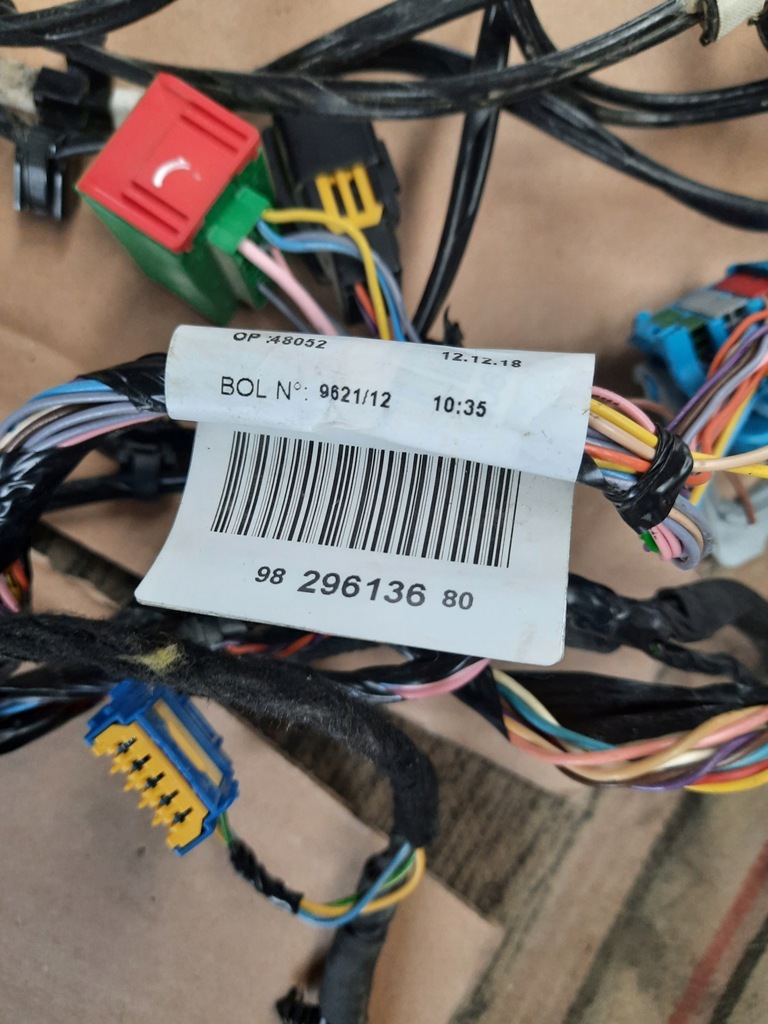 фото №7, Peugeot 208 i 1.5 bhdi навигация экран радио рамка жгут kpl