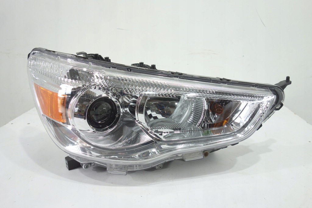 фото №1, Лампа перед правая mitsubishi asx lift линза