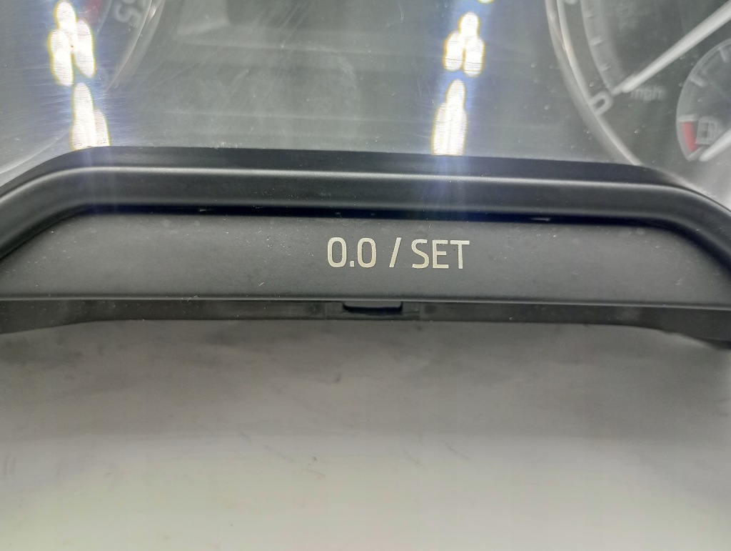 фото №14, Лічильник прилади skoda octavia iii 1,6 tdi 5e0920981f