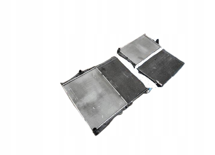 Купити Bmw e60 e61 радіатор води кондиціонер