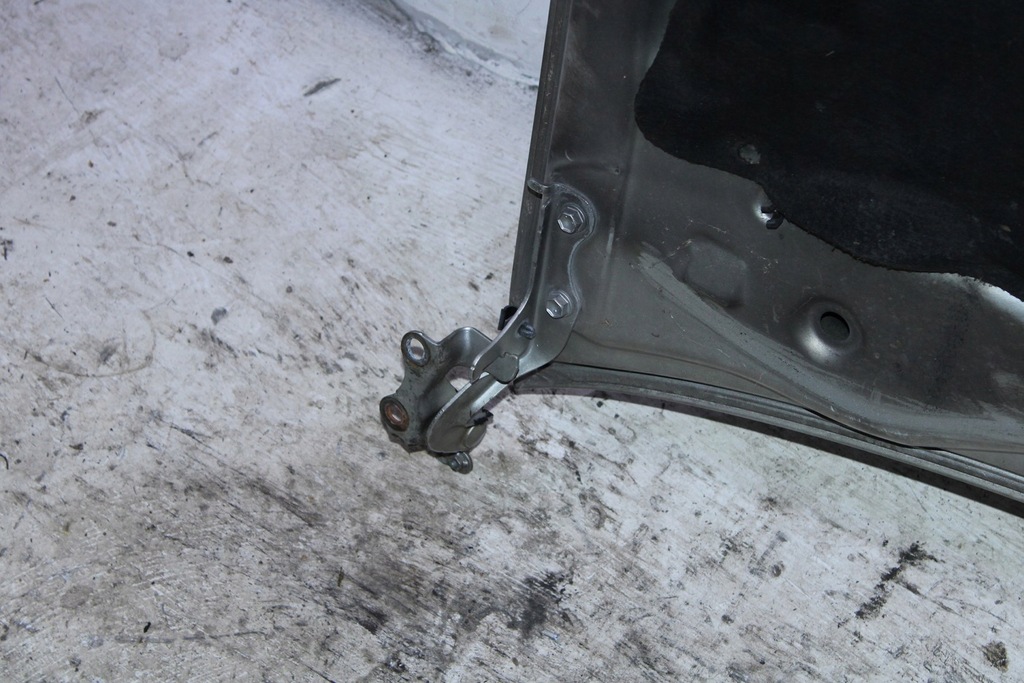 фото №6, Капот петли крышка двигателя toyota corolla verso