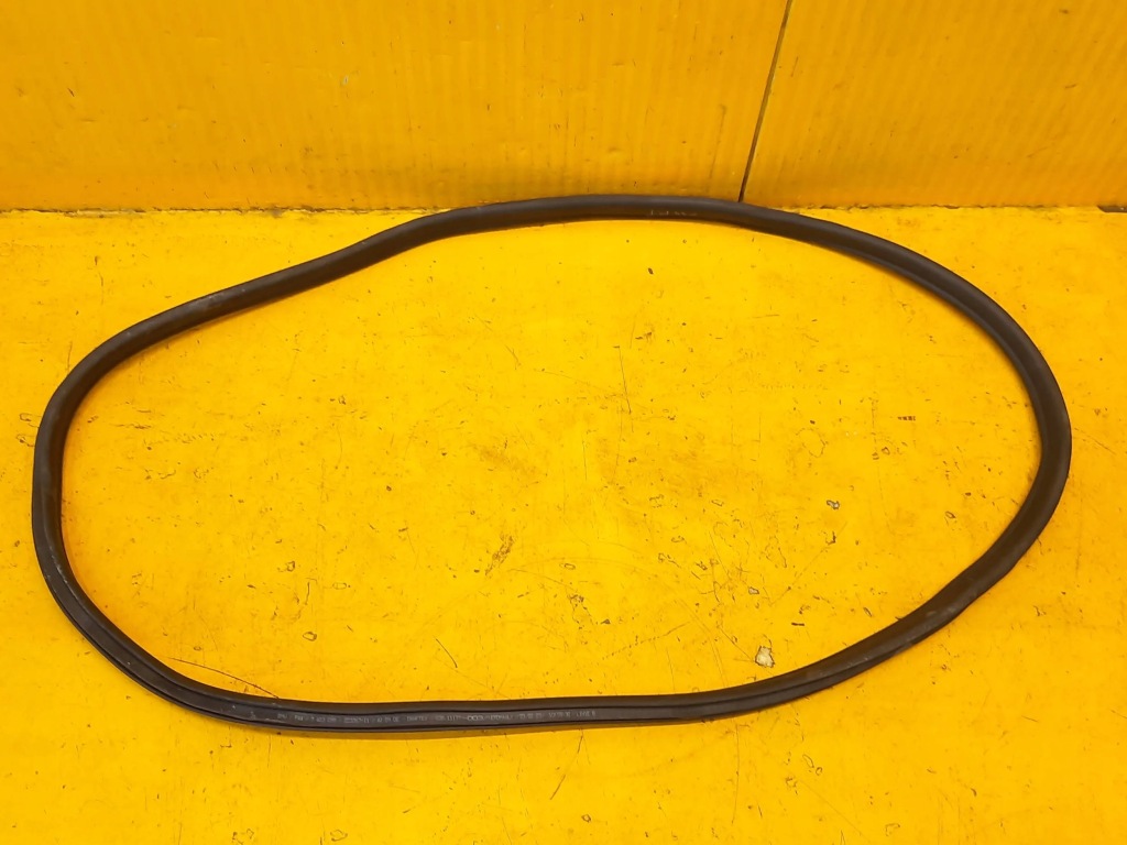 фото №1, Bmw 2 f44 прокладка дверь правый задняя 7483095