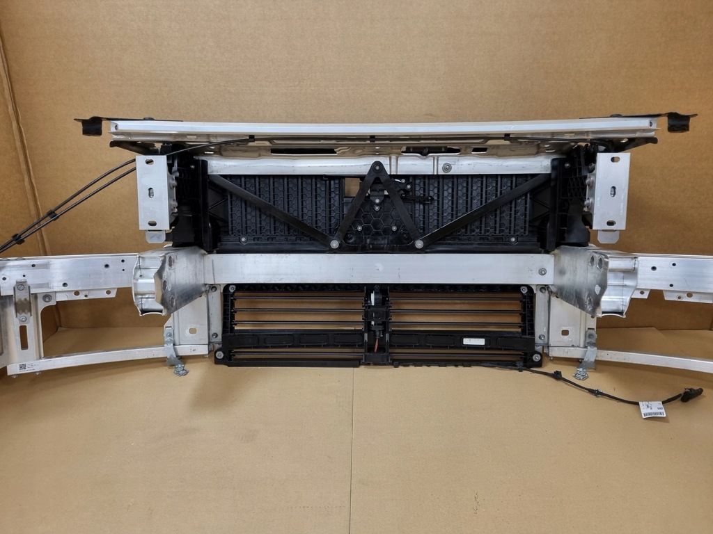 фото №13, Mercedes c-klasa w206 206 pas передній підсилювач a2066200000