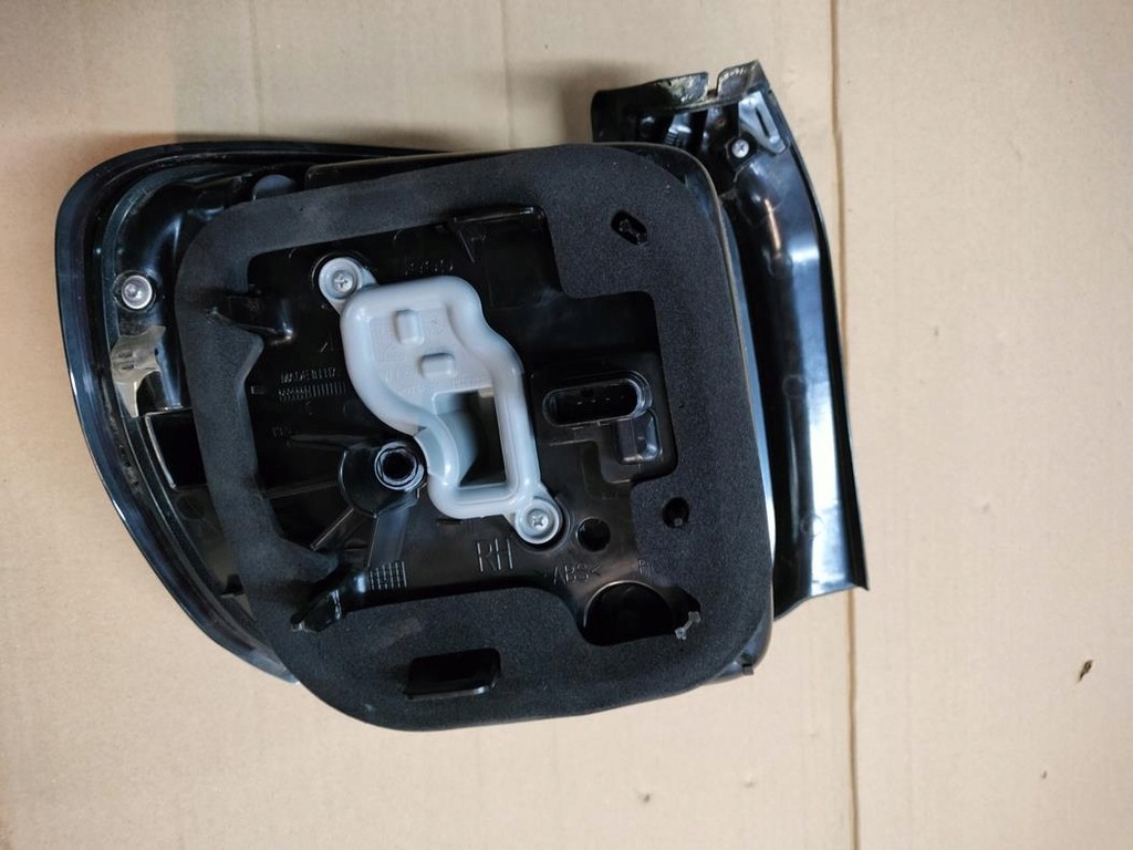 фото №3, Jeep renegade lift 18- led права задня лампа eu ідеальний стан