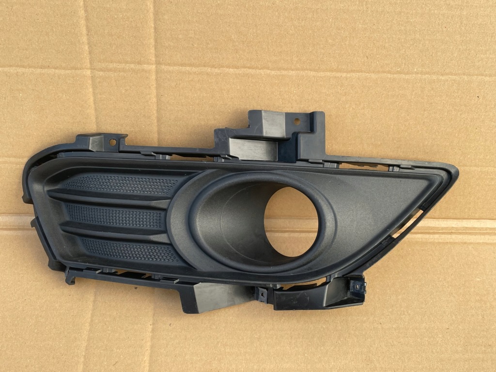 Купить Ford mondeo mk5 правая решётка бампера перед передняя