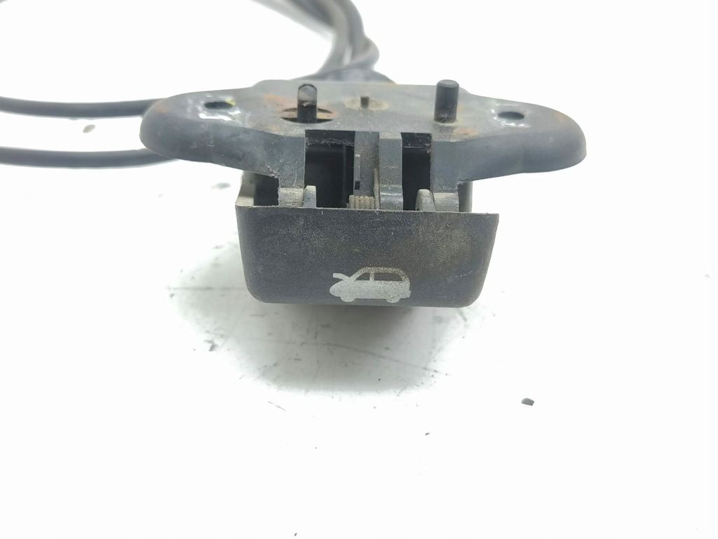 фото №5, Chrysler town & country v 2008 ручка кронштейн открывания передней капот