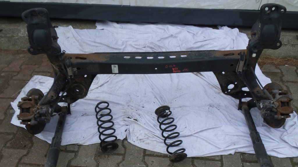 фото №9, Подвеска задняя балка задние golf vii kombi 5q0501049bl octavia iv 2019