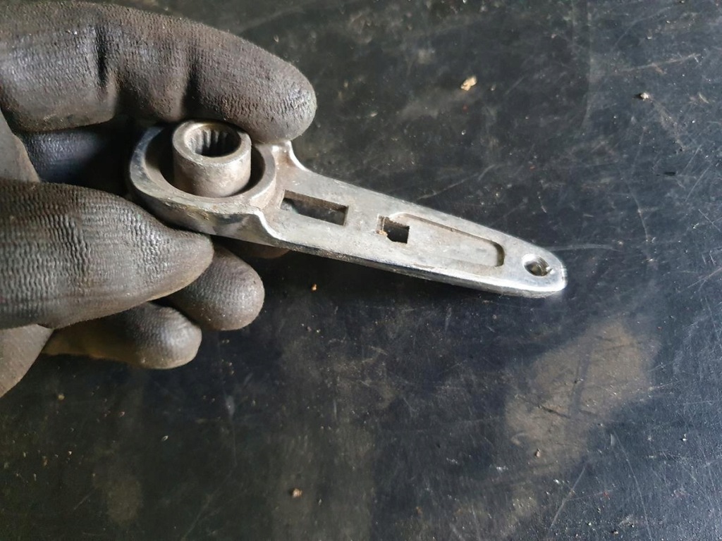 Ручка стеклоподъемника окон polonez fiat opel ford skoda оригинал Недорого