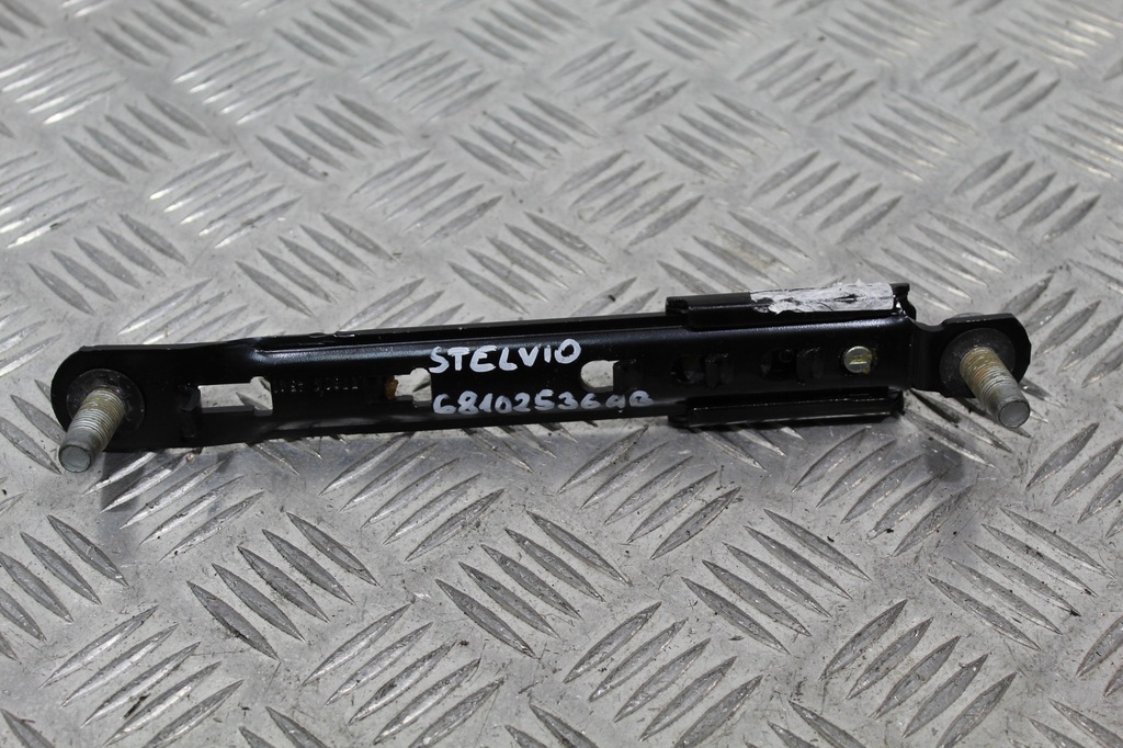 фото №1, Регулировка ремней stelvio 68102536ab