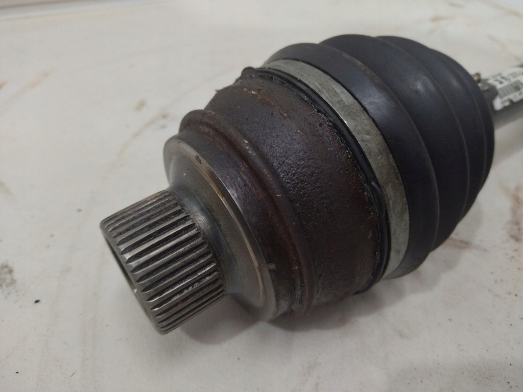 8k0407271f приводной вал правый левый перед audi a4 b8 с Разборки