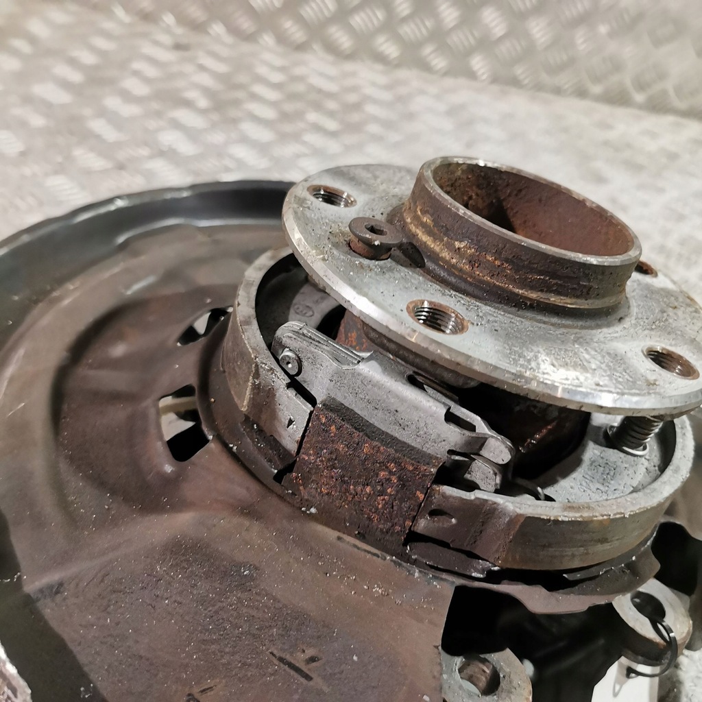 фото №9, Bmw 2 f22 f23 2016 ступица колеса заднего