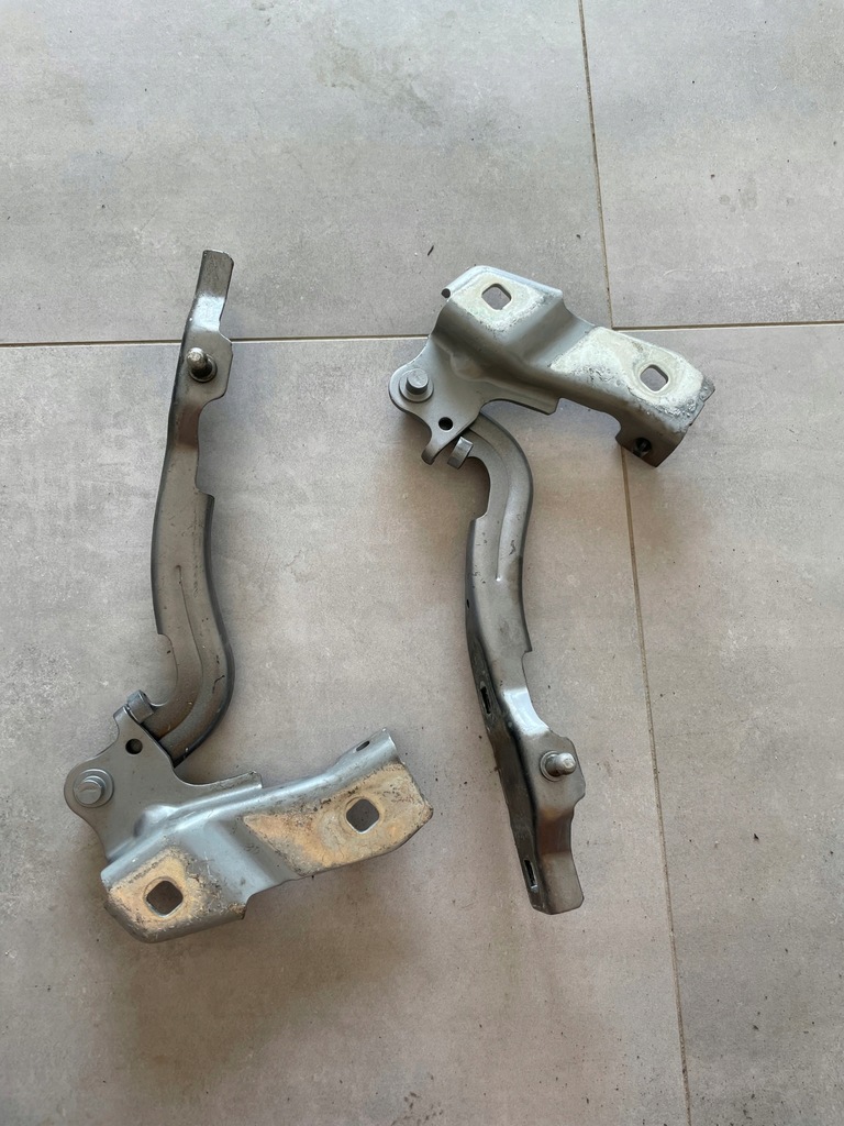 фото №1, Петлі капот alfa romeo giulia qv