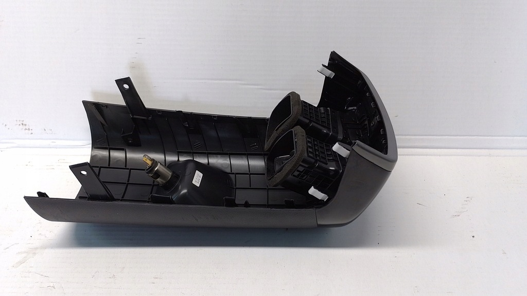 фото №8, Решётка обдув задняя hyundai i40 sedan