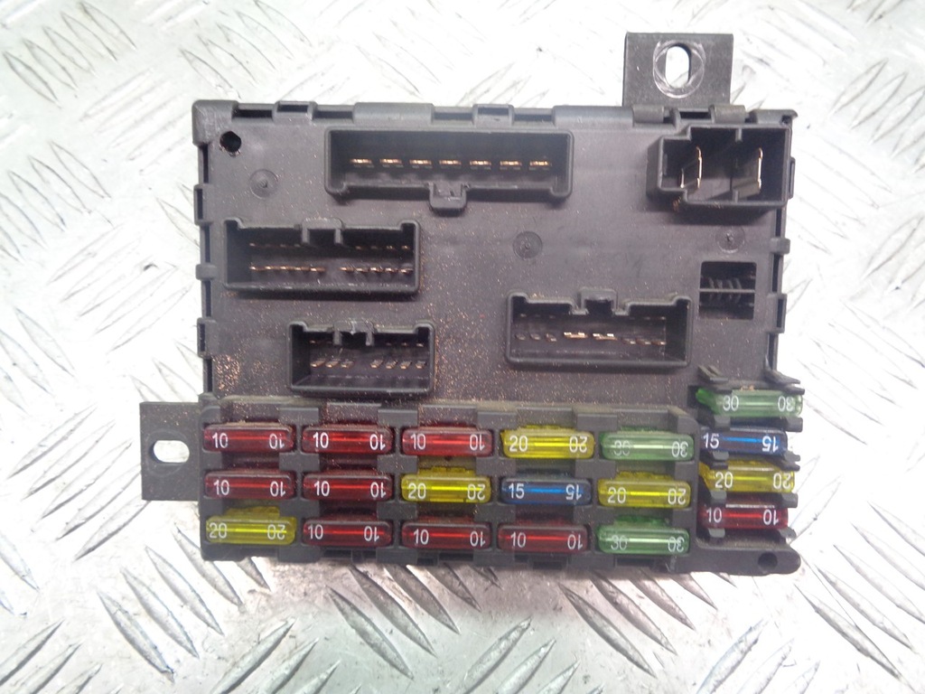 фото №1, Коробка предохранителей alfa romeo 156