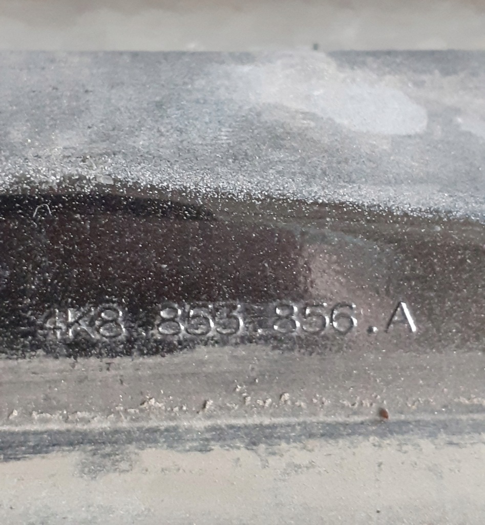 Audi a7 4k8 18- поріг праві накладка молдинг s-line 4k8853856a Зі Шроту