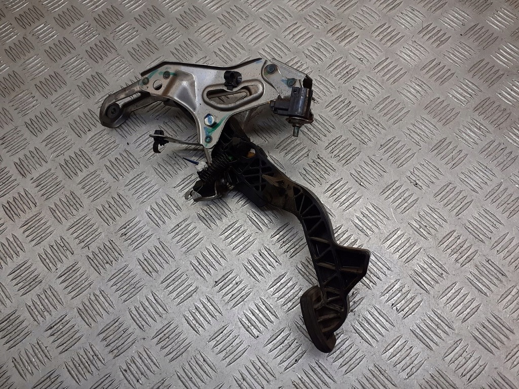 фото №3, Педаль гальма toyota yaris ii