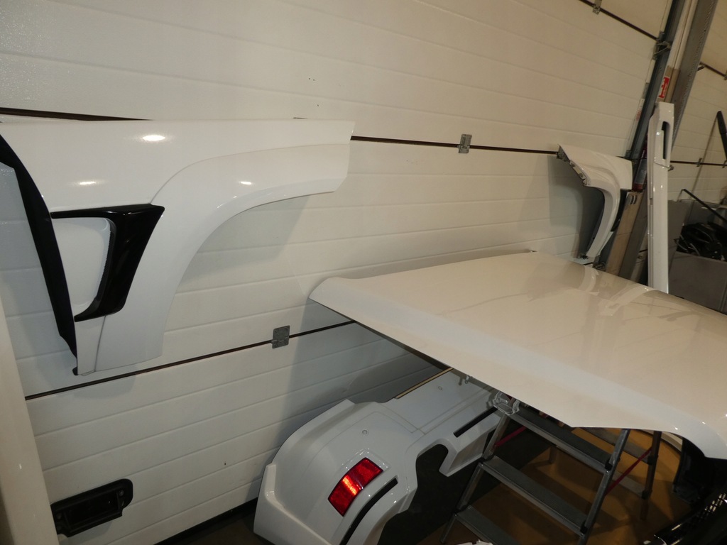 фото №8, Mercedes glk x204 капот бампер перед задняя пороги brabus