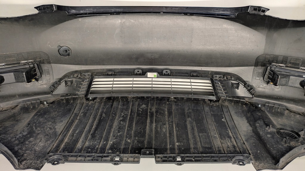 Бампер перед tesla model y Оригинал