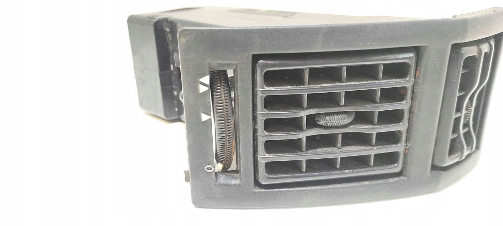 Решётка обдув боковая панели левая сторона opel rekord e2 90061926 Недорого