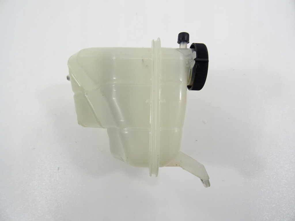 фото №6, Lexus ux 250h 2.0 гибрид бак расширительный