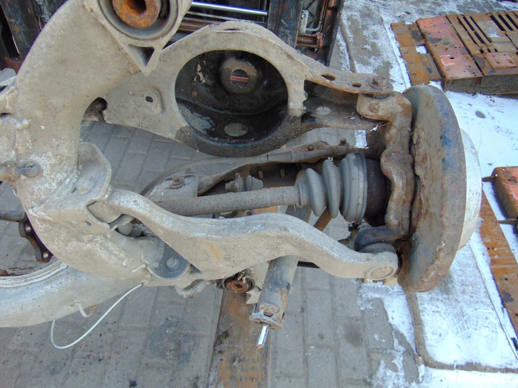 фото №11, Балка oś подвеска задняя задние подрамник подрамник infiniti fx 35 i 2003r- 4x4 eu