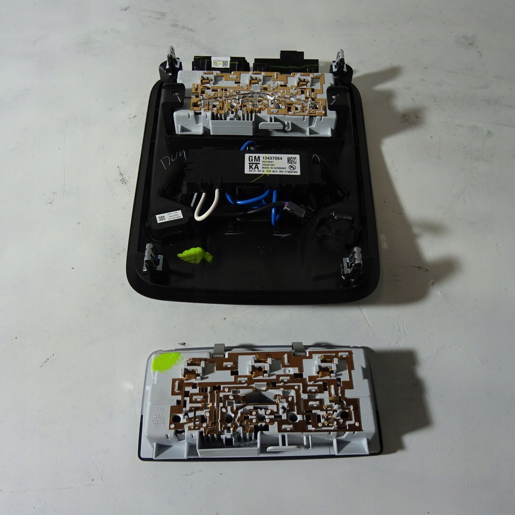 фото №4, Opel astra k v kombi потолок czarna комплектная