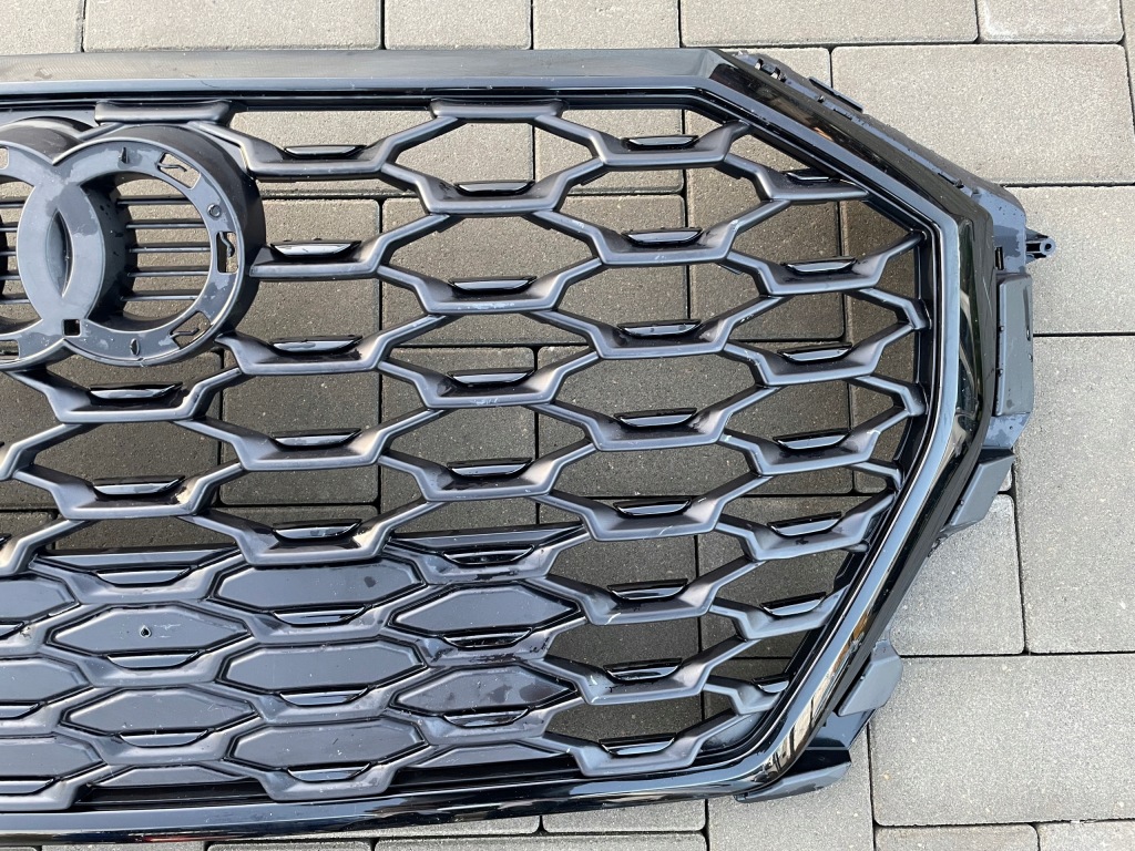 фото №3, Audi 83f q3 s-line rsq3 решётка радиатора решётка радиатора