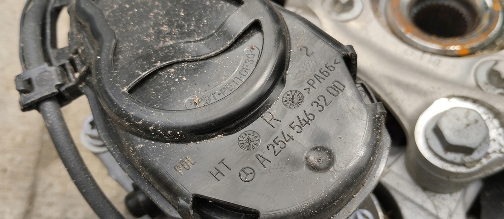 фото №7, Поворотный кулак ступица правый задняя mercedes e klasa e300de w214 24r комплект амортизатор