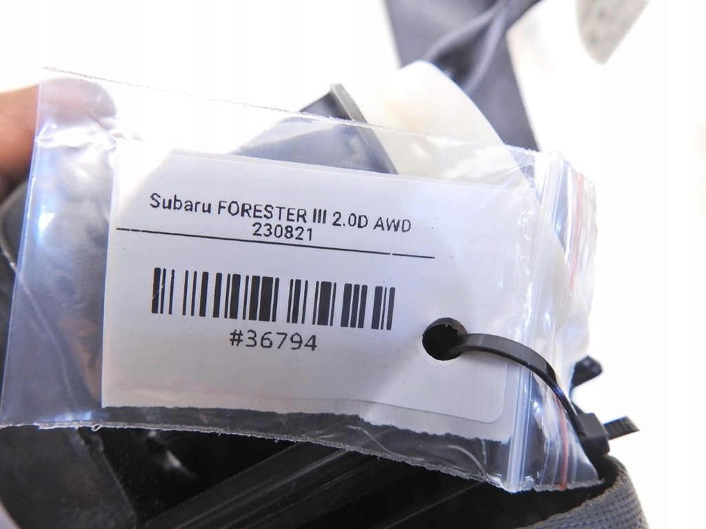 фото №6, Pas безопасности задняя subaru forester iii f86105t