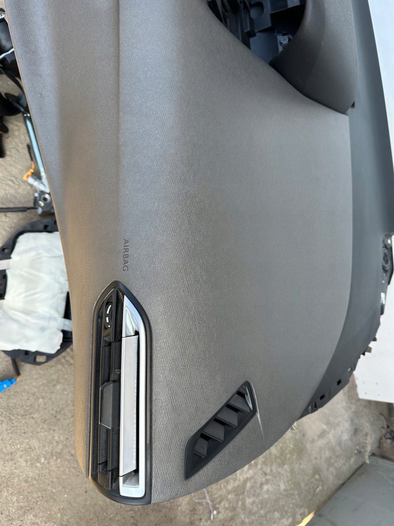 фото №2, Консоль подушка безпеки подушки безпеки ремені citroen c4 picasso ii