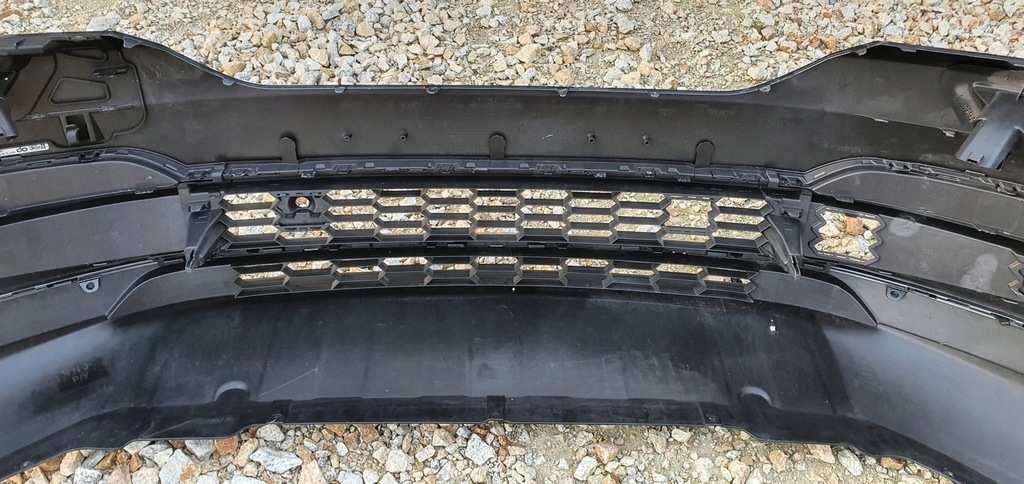 фото №12, Skoda оригинальный номер 57a807221 бампер передний