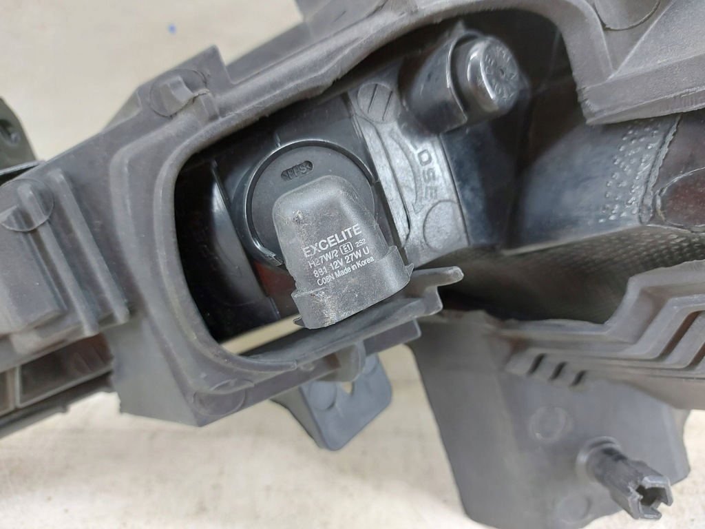 фото №8, Kia sportage iii 3 свет противотуманные передние