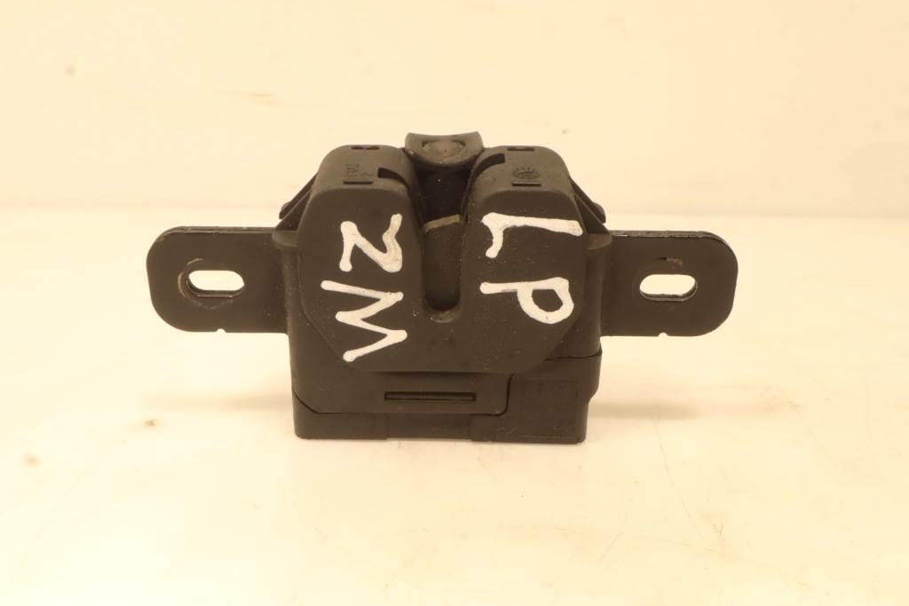 Купити Замок капота volvo s60 2 31218878