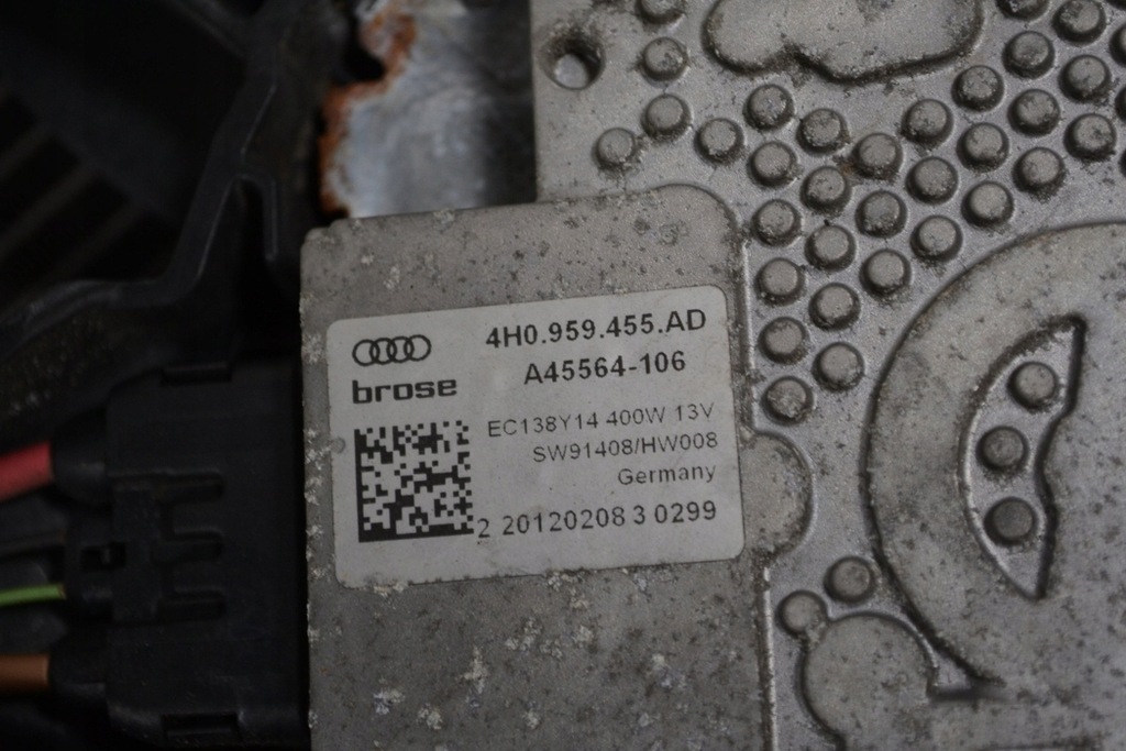 фото №14, Audi a4 радиатор с вентилятор 8k0260401ae allroad 8k 3.0 tdi 2012 rhd