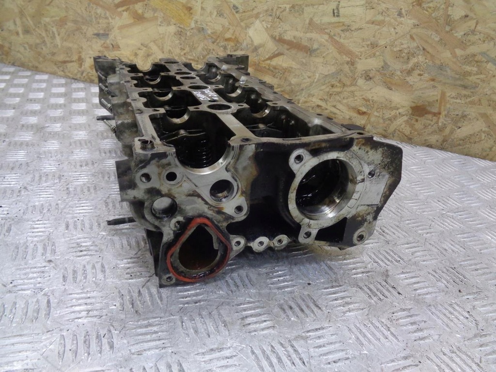 фото №7, Головка двигуна циліндрів renault espace 4 iv lift 06- 2.0 dci 8200519994