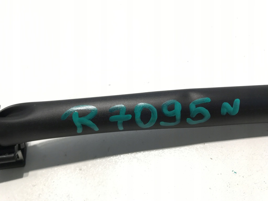 Купити Оригінальний ремінь шланг заземлюючий акумулятор маса mercedes a1675404101