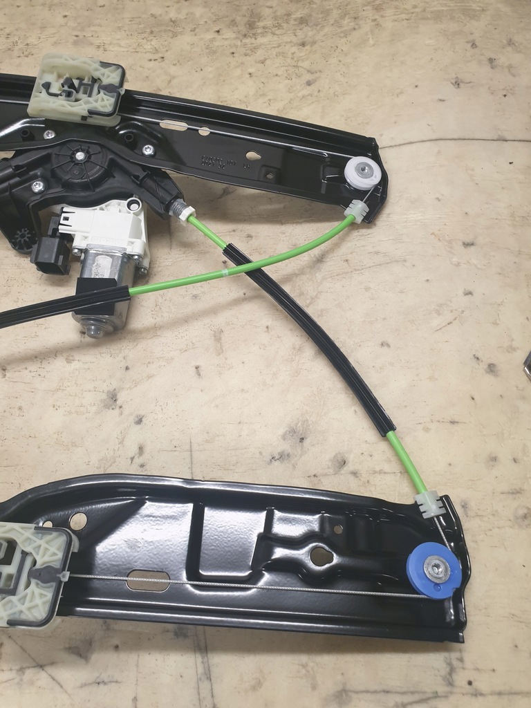 фото №9, Jaguar f-pace подъемник стекло левый задняя hk8327001af