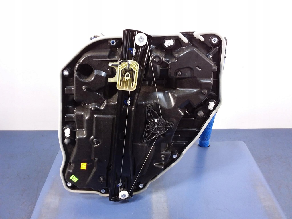 фото №4, Bmw x7 g07 подъемник стекло задняя левый 9450785